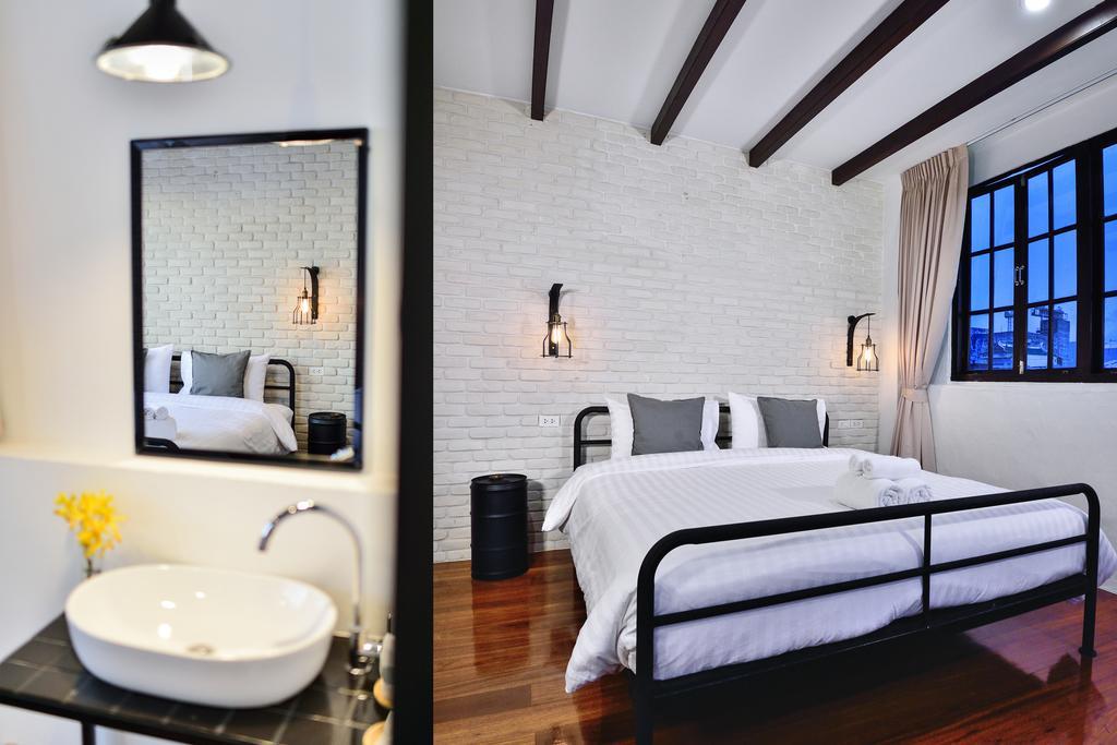 The Rommanee Classic Guesthouse Phuket Oda fotoğraf