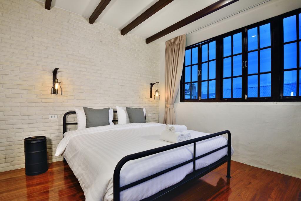 The Rommanee Classic Guesthouse Phuket Oda fotoğraf