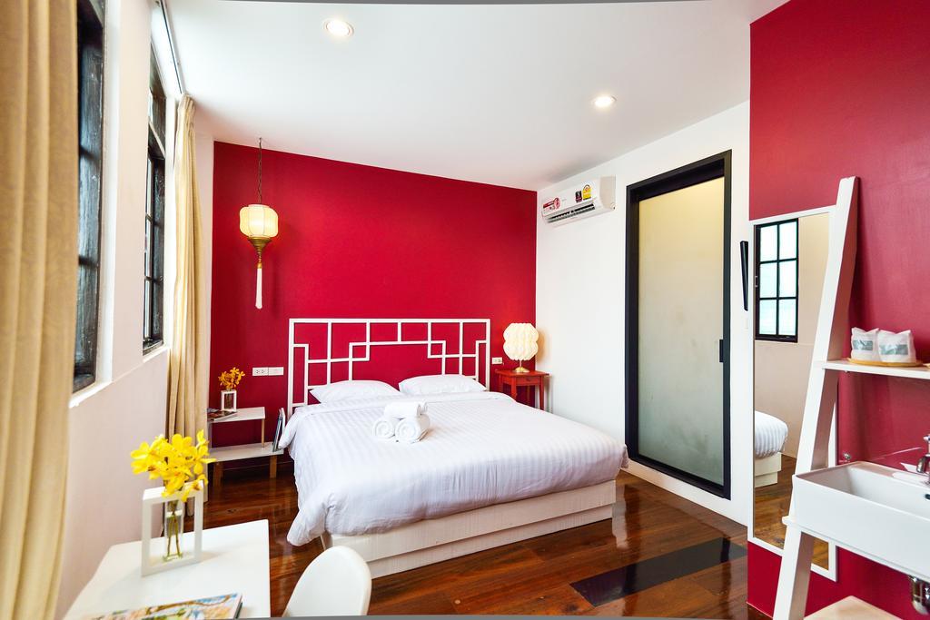 The Rommanee Classic Guesthouse Phuket Oda fotoğraf